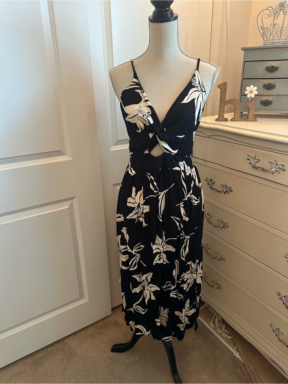 Angie Black & White Floral Twist-Front Maxi Dress
